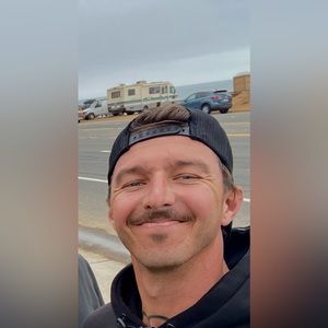 Meet your Posher, Jason